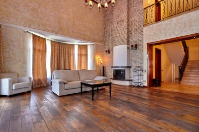 Maintain the Beauty of Your Hardwood Floors