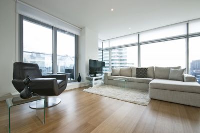 Get Laminate Flooring Installed at Your Home or Business!